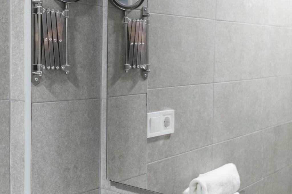 Magnífico apartamento en Los Remedios Sevilla Exterior foto