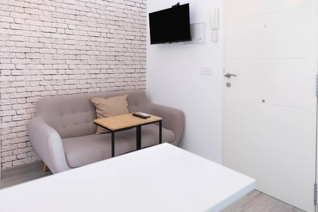 Magnífico apartamento en Los Remedios Sevilla Exterior foto