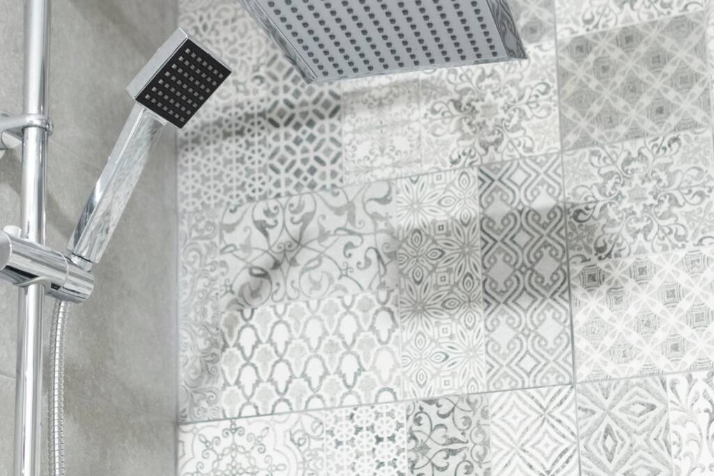 Magnífico apartamento en Los Remedios Sevilla Exterior foto